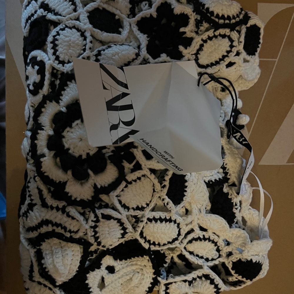 ZARA CROCHETED POM POM SWEATER - Picture 3 of 4